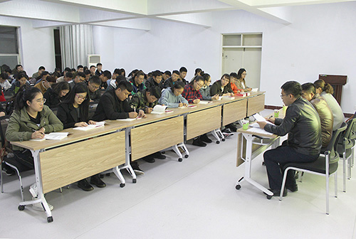 动科院记者 高山 摄